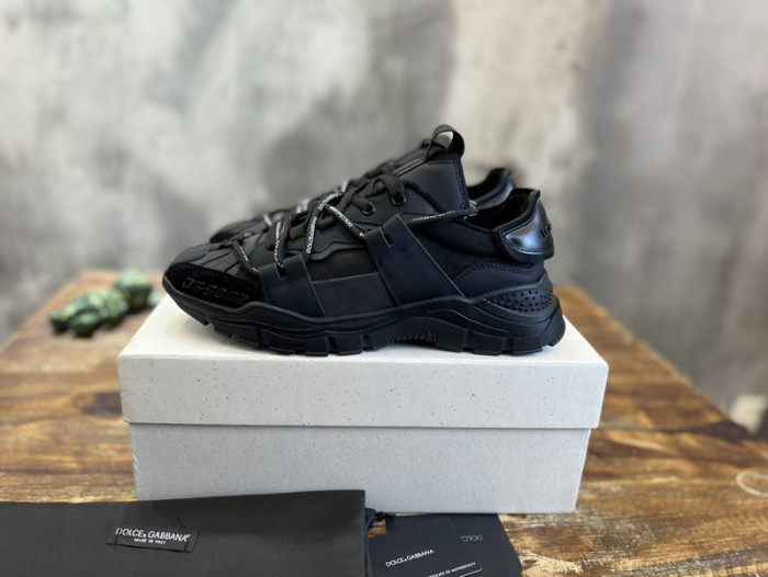 DG SNEAKER