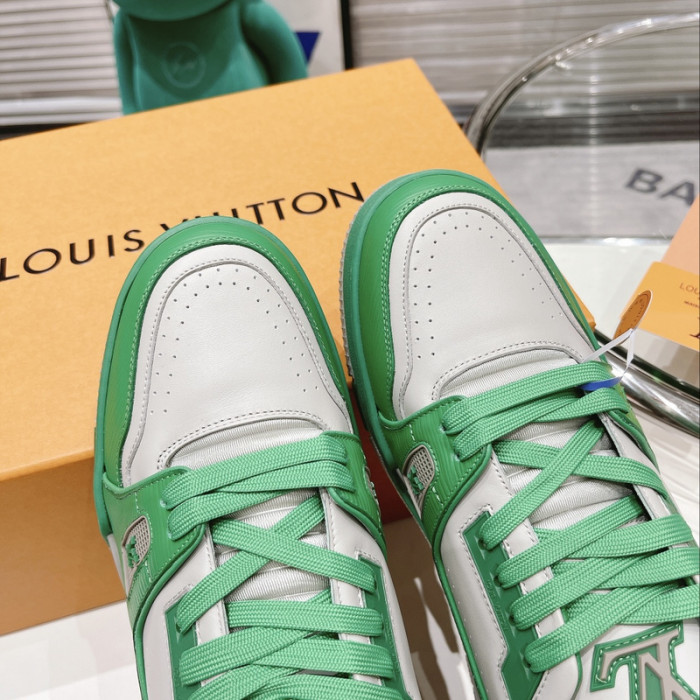 LUSV SNEAKERS