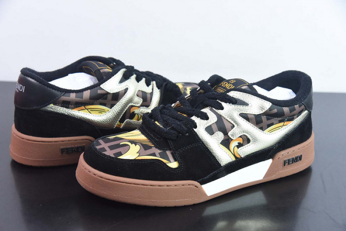 FENDI SNEAKERS