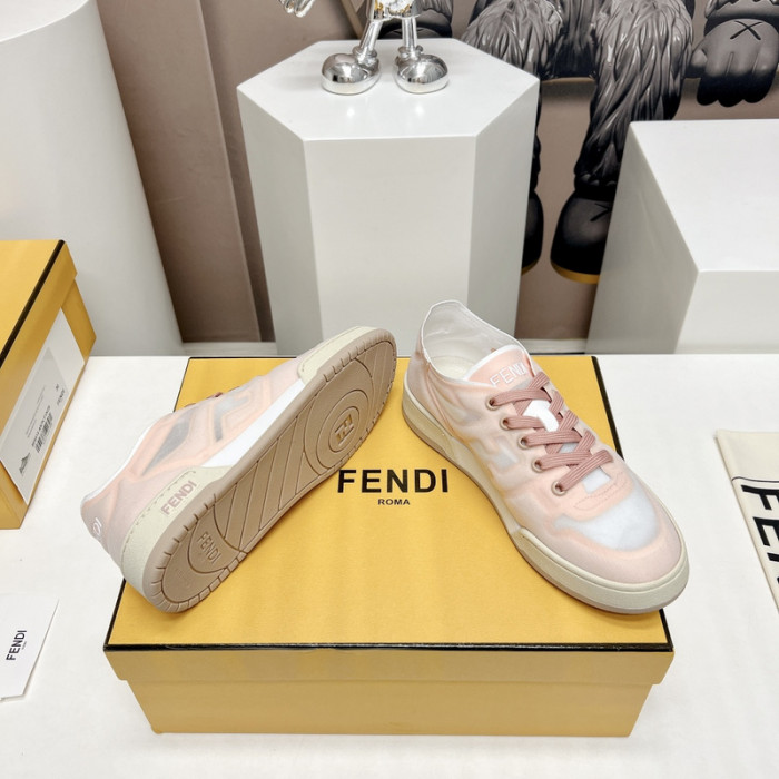 FENDI SNEAKERS