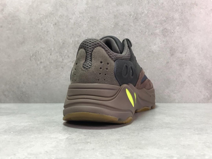 adidas Yeezy Boost 700 Mauve EE9614