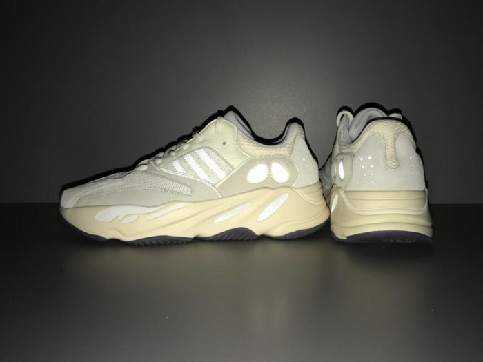 adidas Yeezy Boost 700 Analog EG7596
