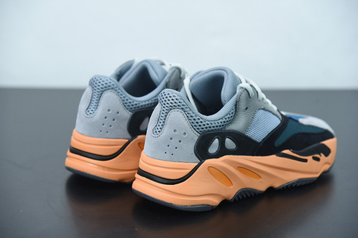 Adidas Yeezy Boost 700 V2 GW0296