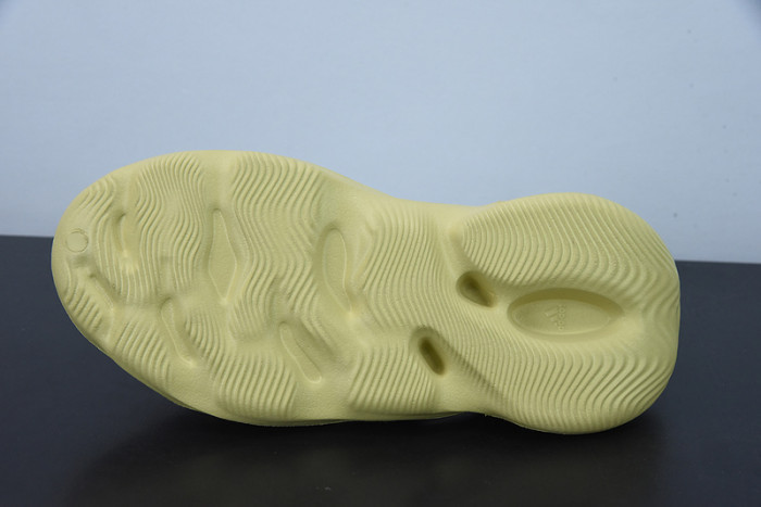 adidas Yeezy Foam RNNR Sulfur GV6775