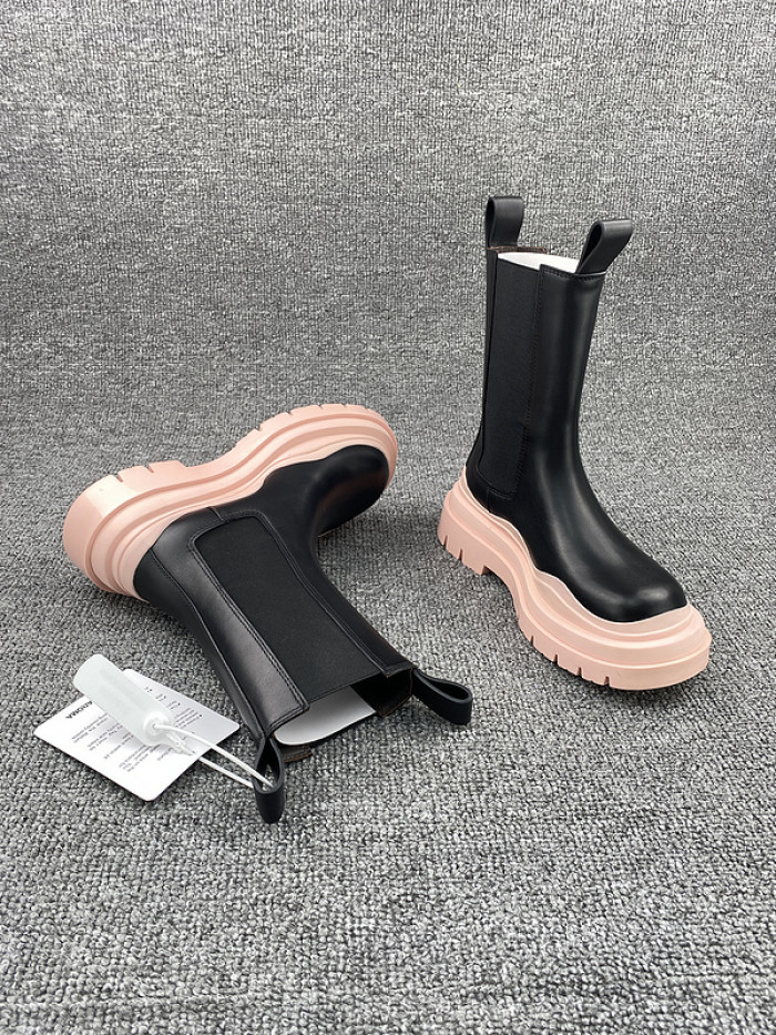 Bottega Veneta Chelsea Tire Leather high Boot