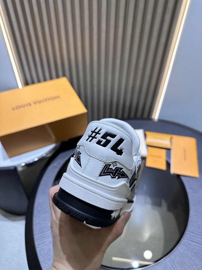 LUSV SNEAKERS