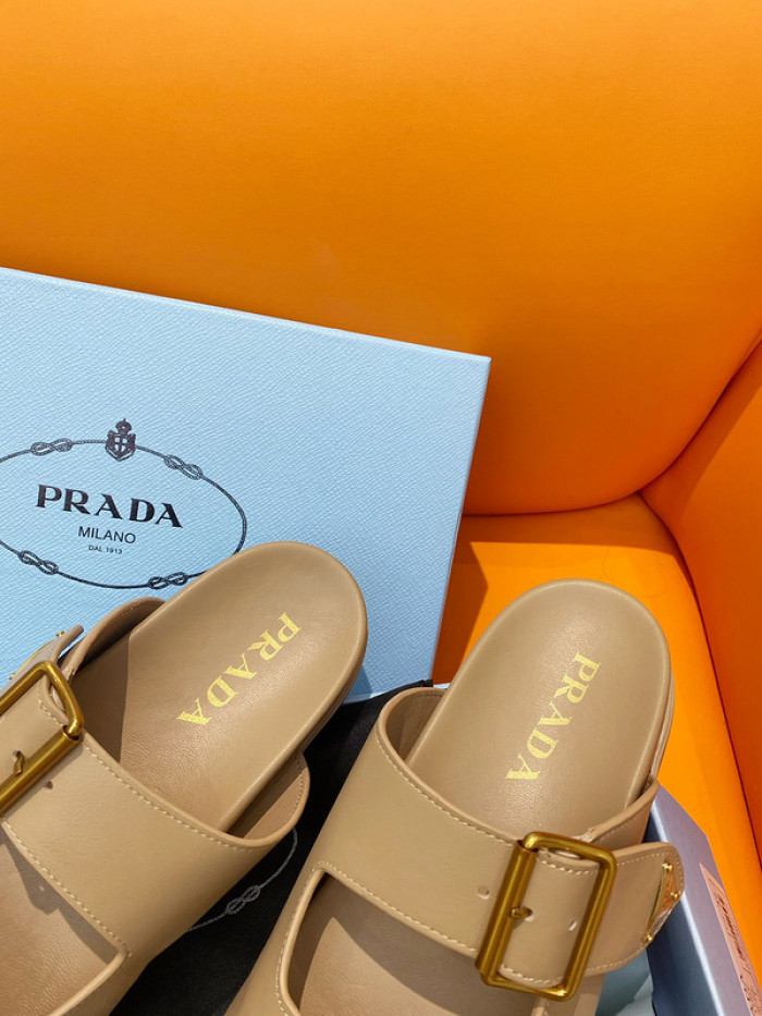 PRADA SLIDE