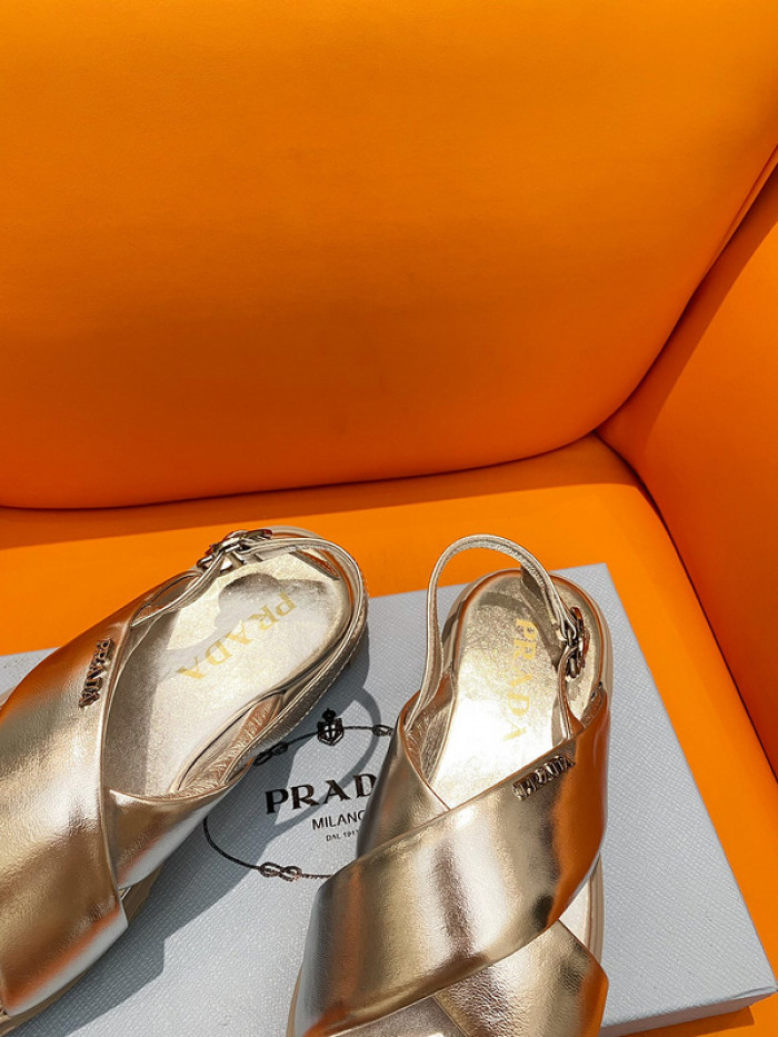 PRADA SLIDE