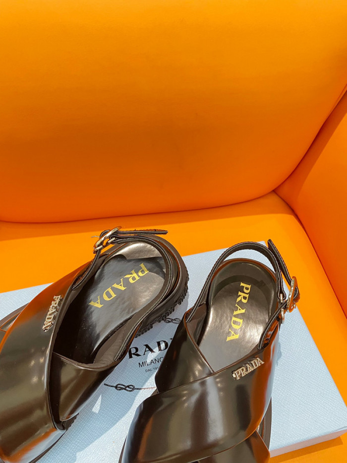 PRADA SLIDE