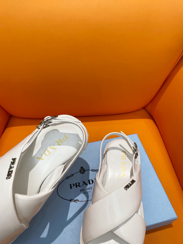 PRADA SLIDE
