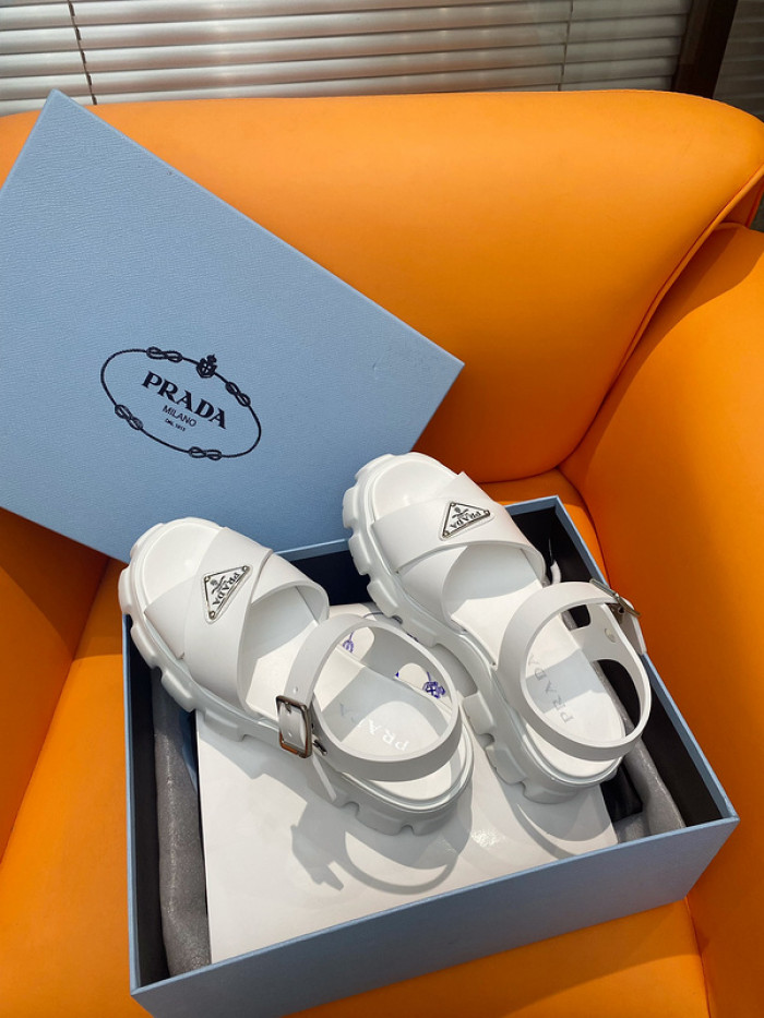 PRADA SLIDE