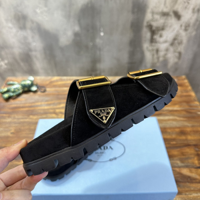 PRADA SLIDE