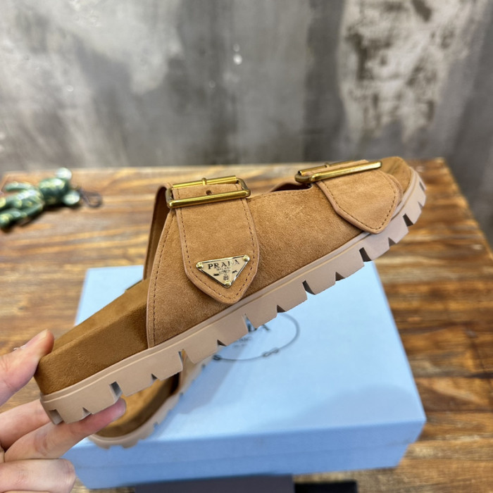 PRADA SLIDE