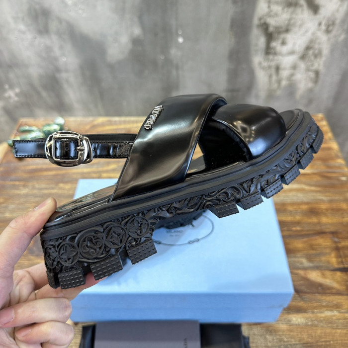 PRADA SLIDE