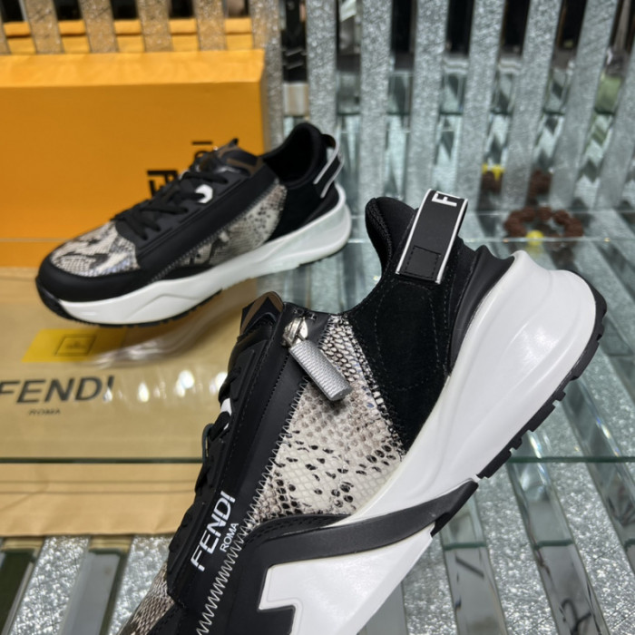 FENDI SNEAKERS