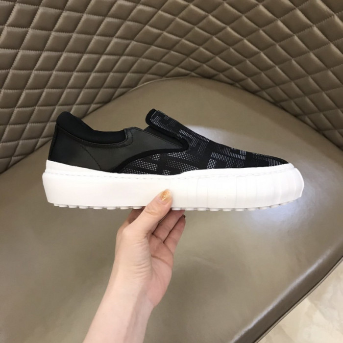 FENDI SNEAKERS