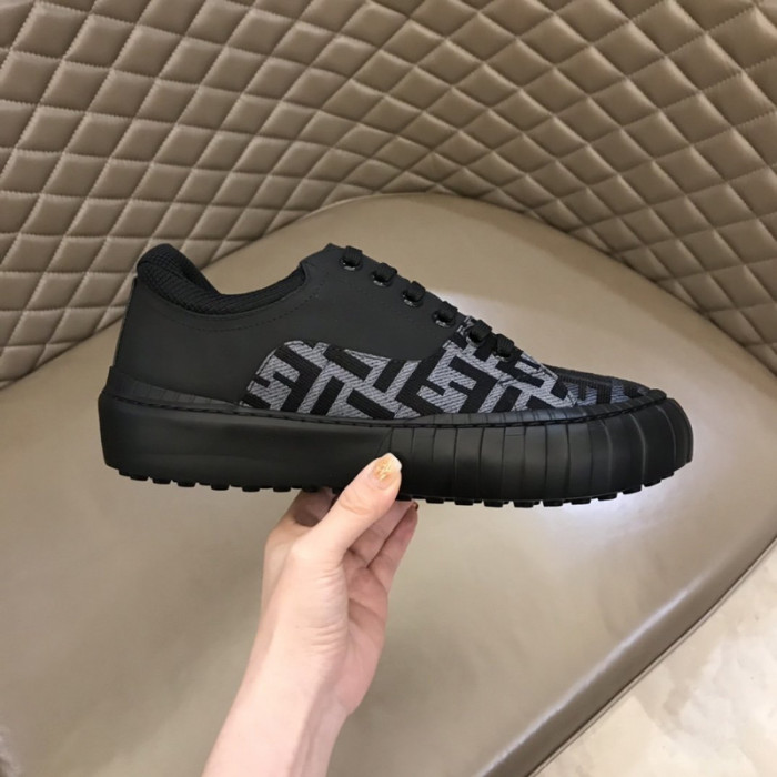 FENDI SNEAKERS