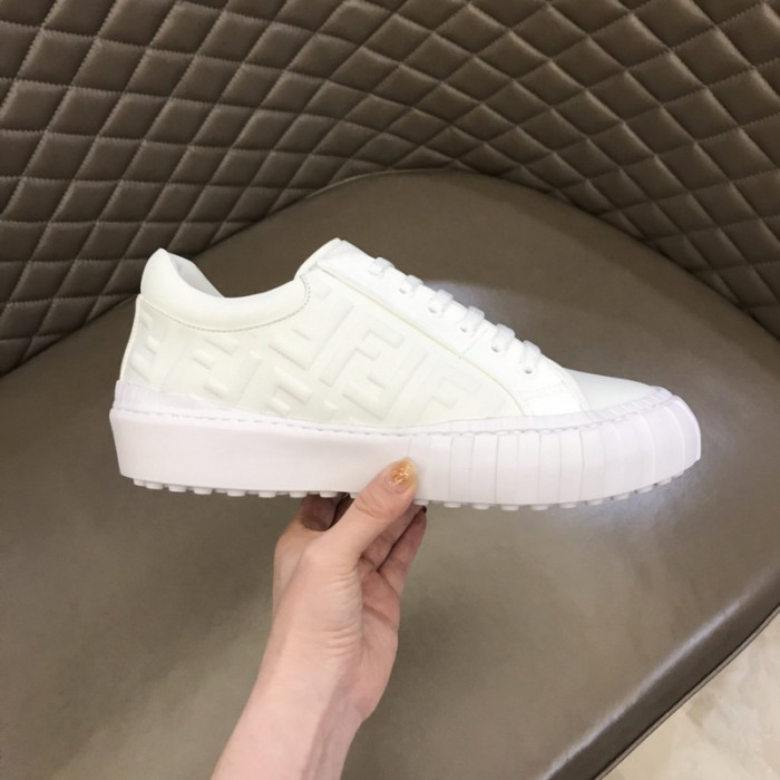 FENDI SNEAKERS