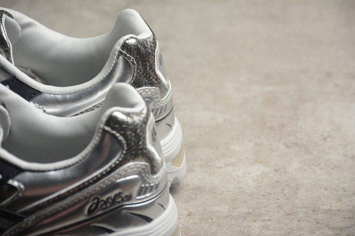 Asics KIKS x Asics Gel-1090 Blade 