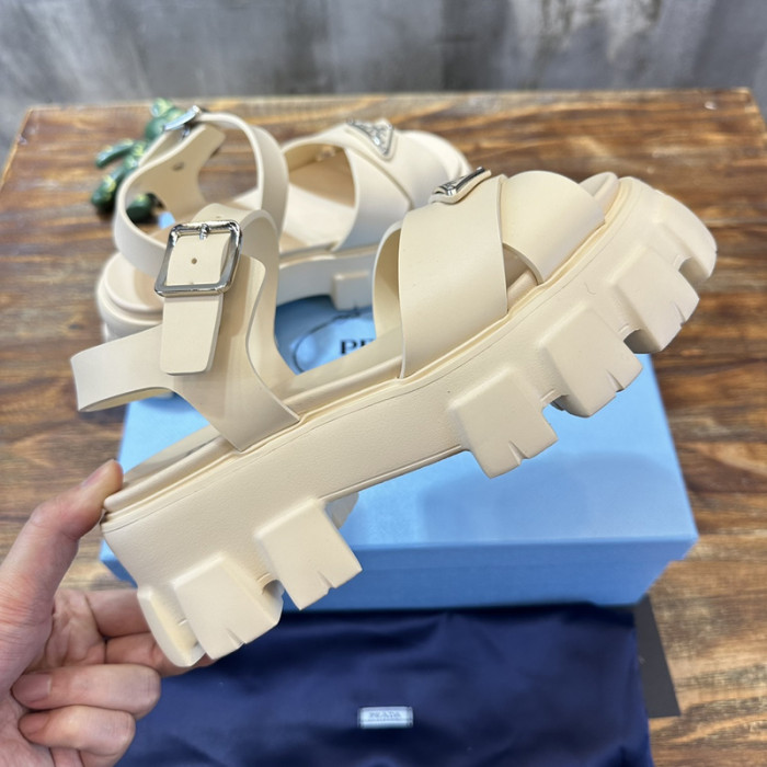 PRADA SLIDE
