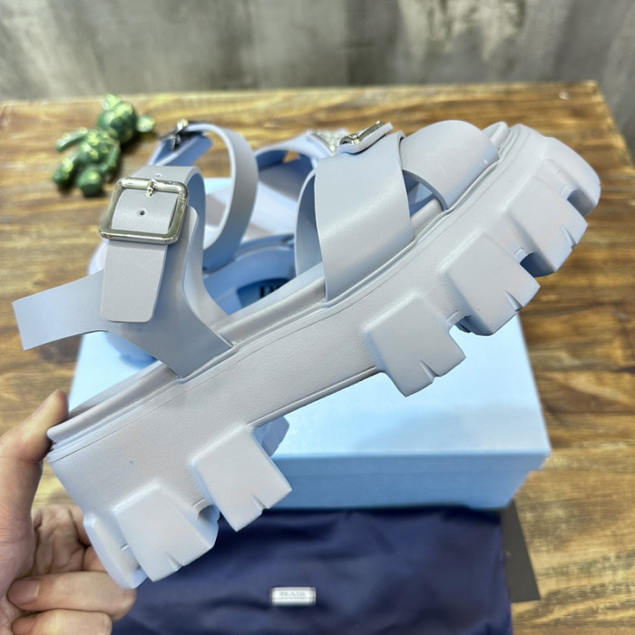 PRADA SLIDE