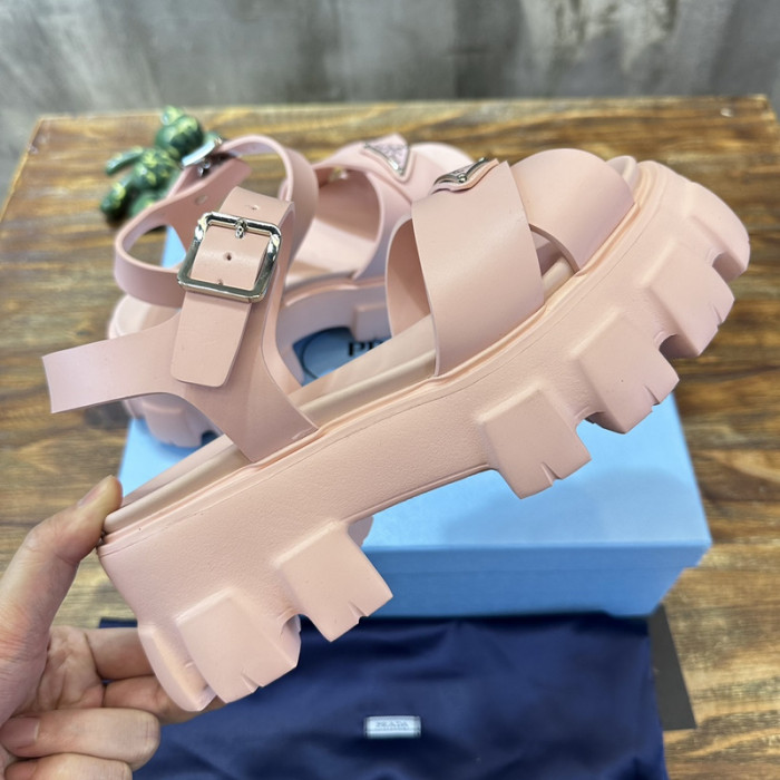 PRADA SLIDE