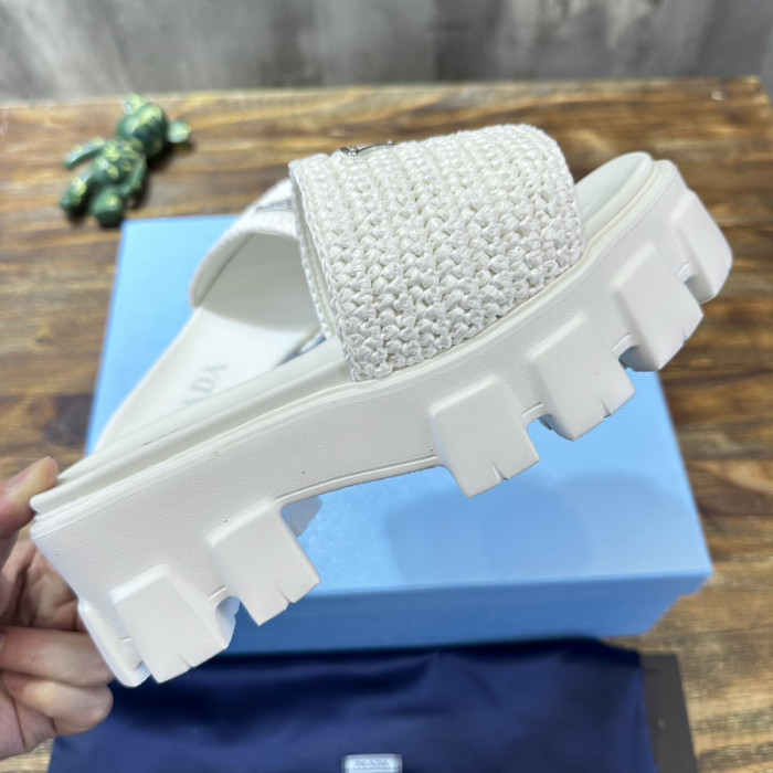 PRADA SLIDE