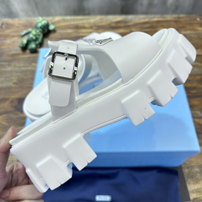 PRADA SLIDE