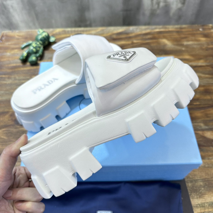 PRADA SLIDE