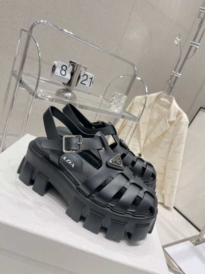 PRADA SLIDE