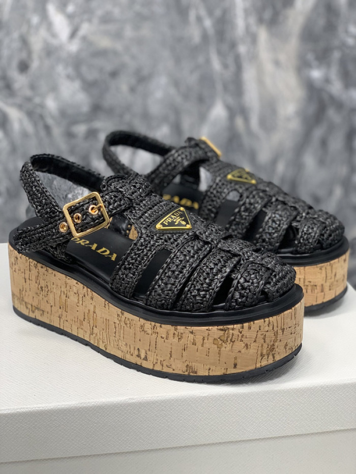 PRADA SLIDE