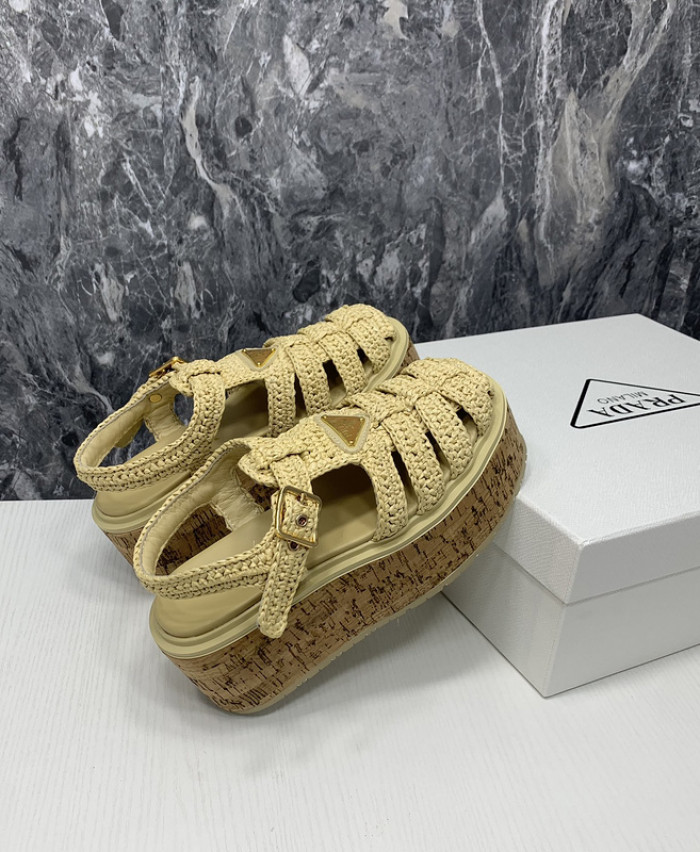 PRADA SLIDE
