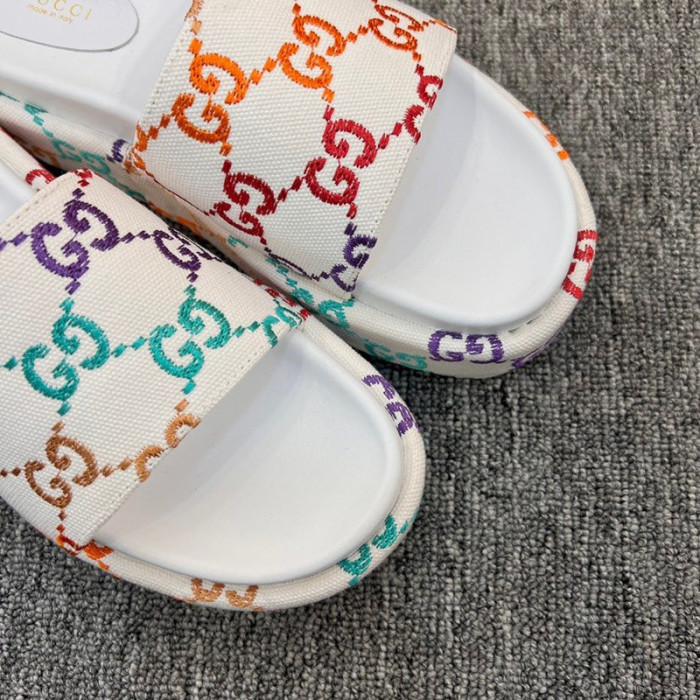 GCI GG Slide Sandal