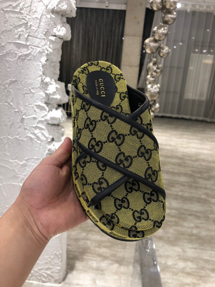 GCI GG Slide Sandal