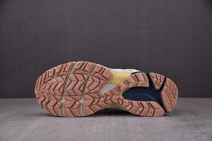 ASICS Gel-Kahana 8 