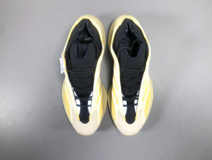 adidas Yeezy 700 V3