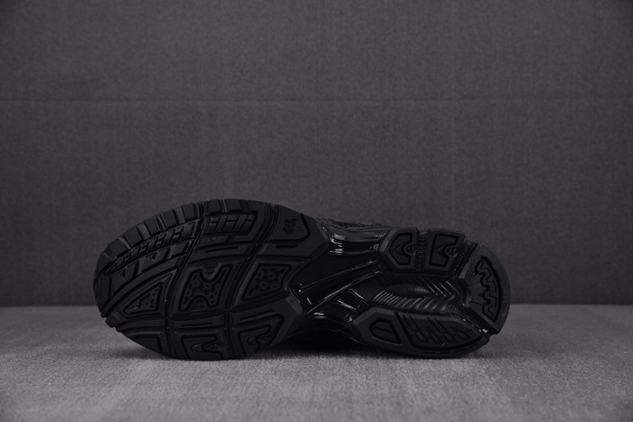 Asics Gel Kayano Triple Black Men