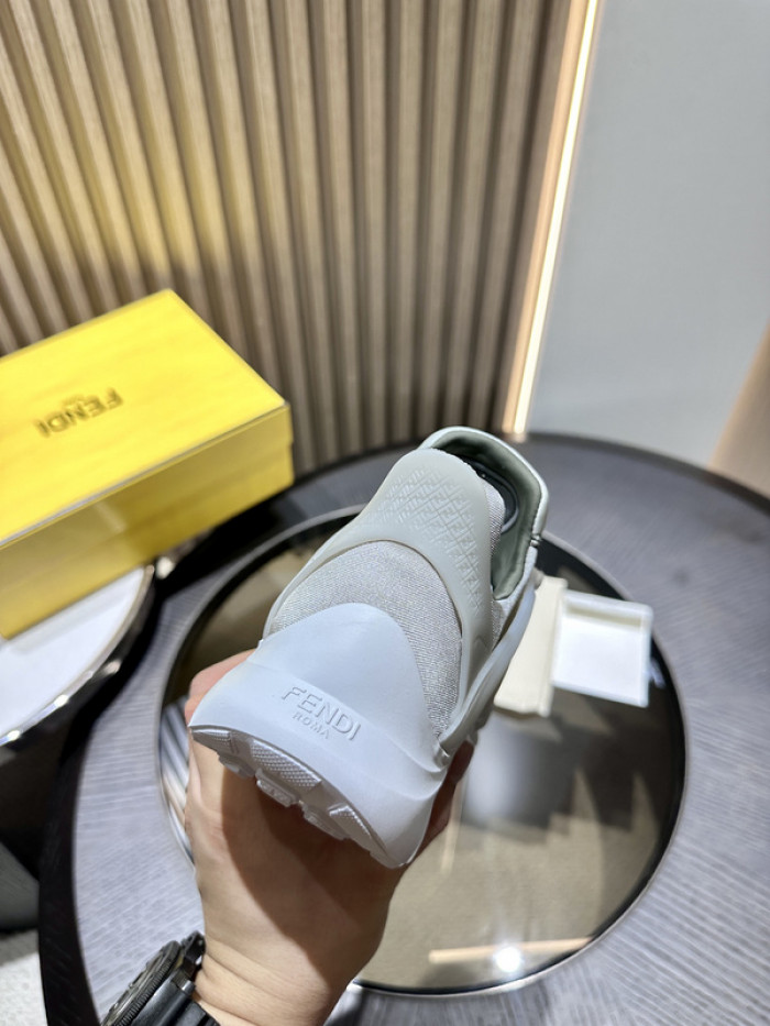 FENDI SNEAKERS