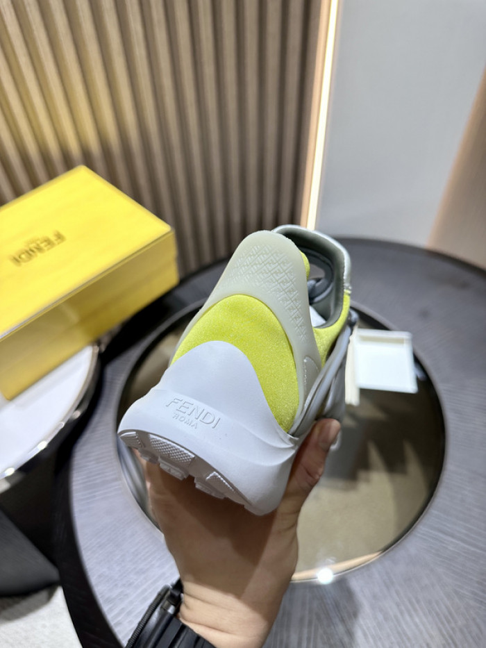 FENDI SNEAKERS