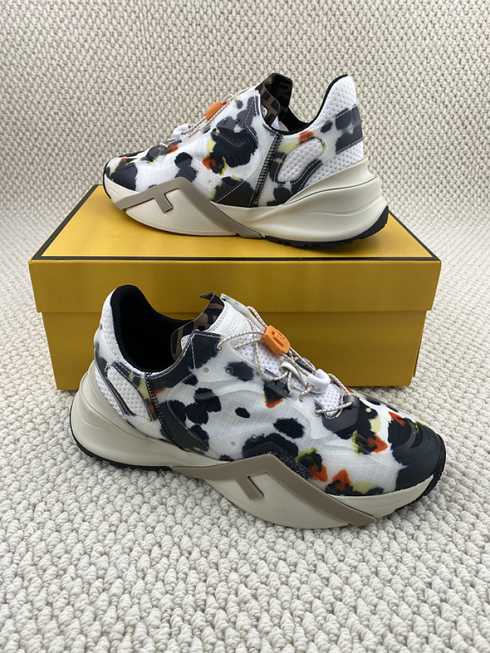 FENDI SNEAKERS