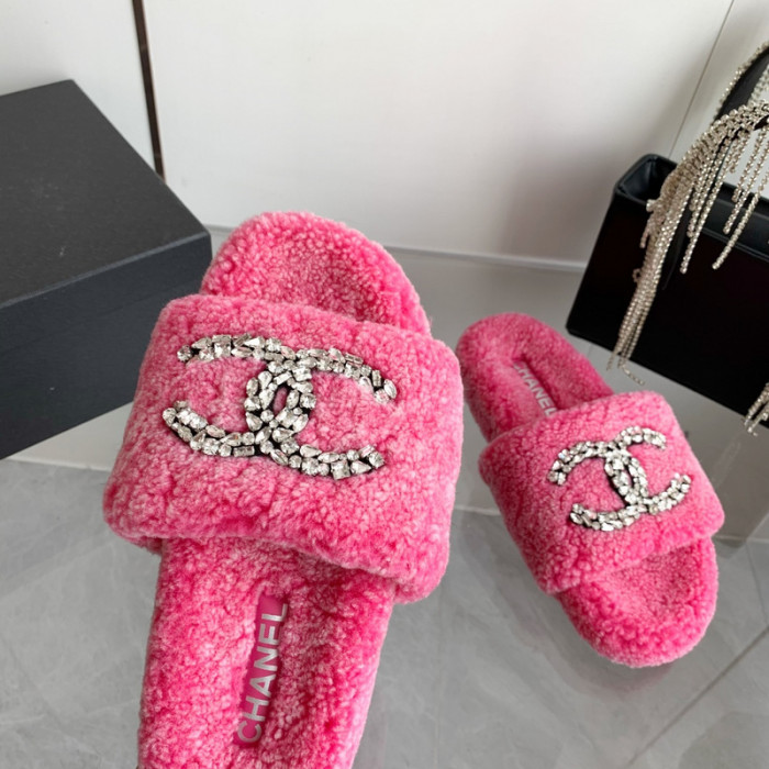 CN Slide Sandal
