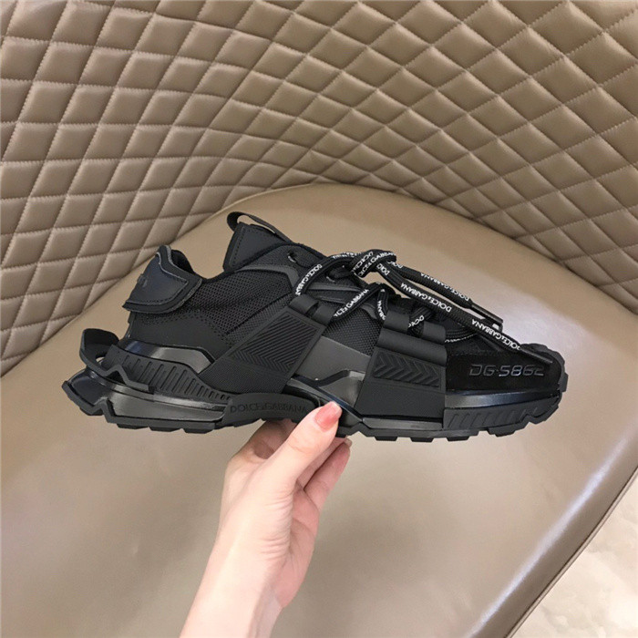 DG SNEAKER