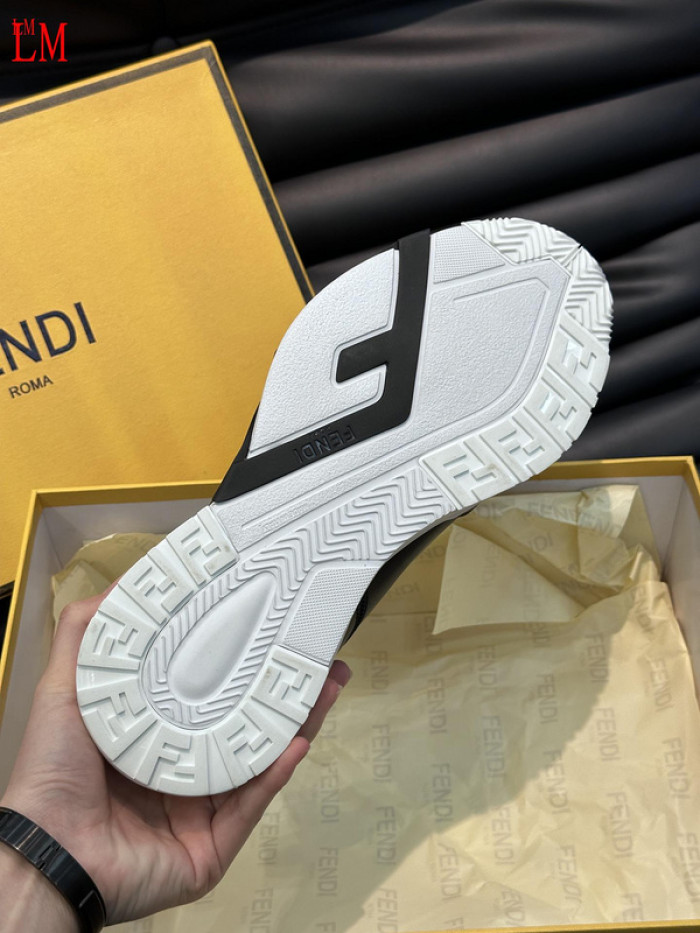 FENDI SNEAKERS