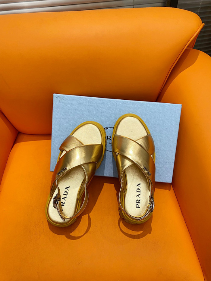 PRADA SLIDE