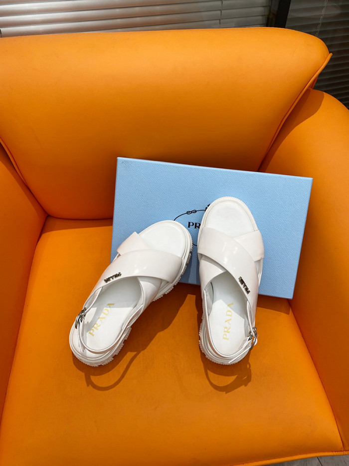PRADA SLIDE