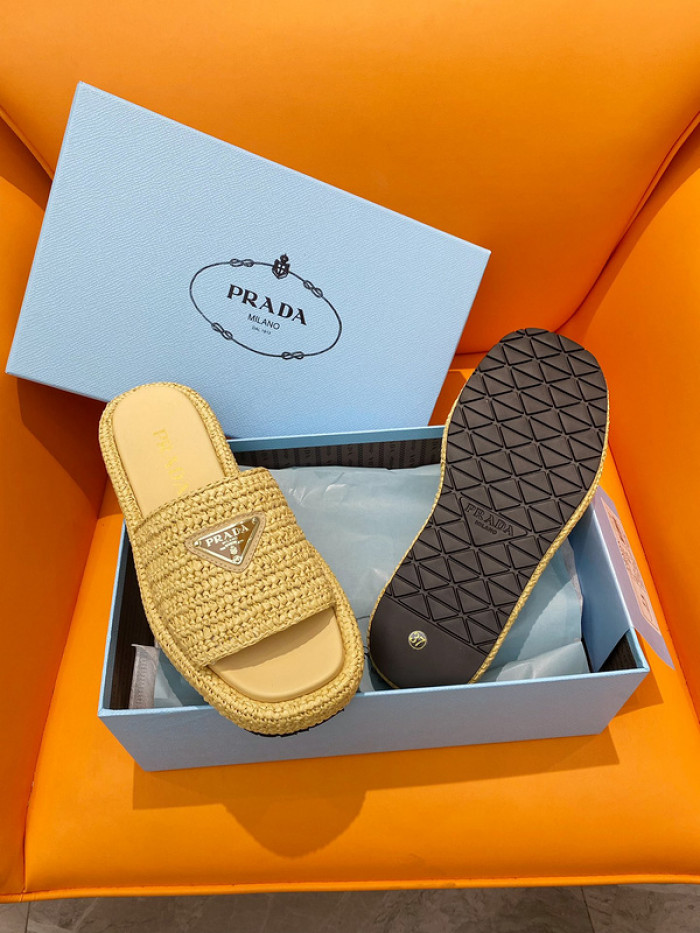 PRADA SLIDE
