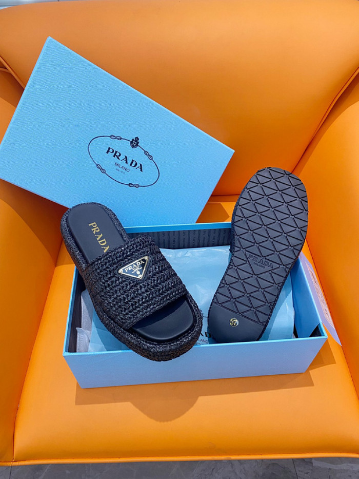 PRADA SLIDE