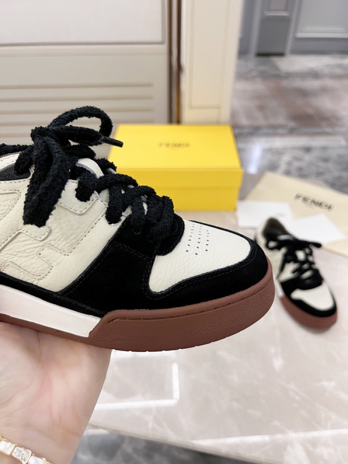 FENDI SNEAKERS