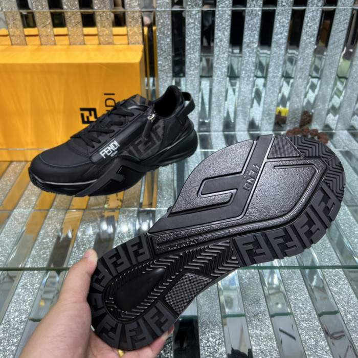 FENDI SNEAKERS