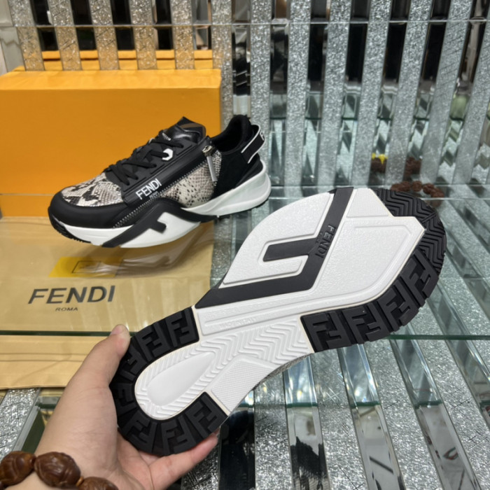 FENDI SNEAKERS